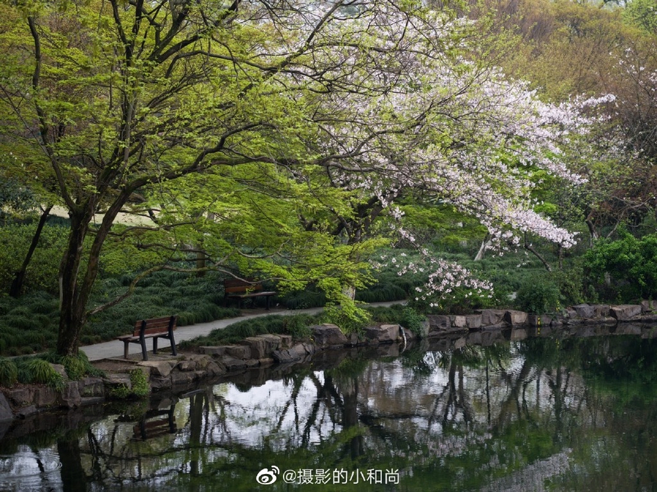 黑龙潭自然风景区(黑龙滩旅游)