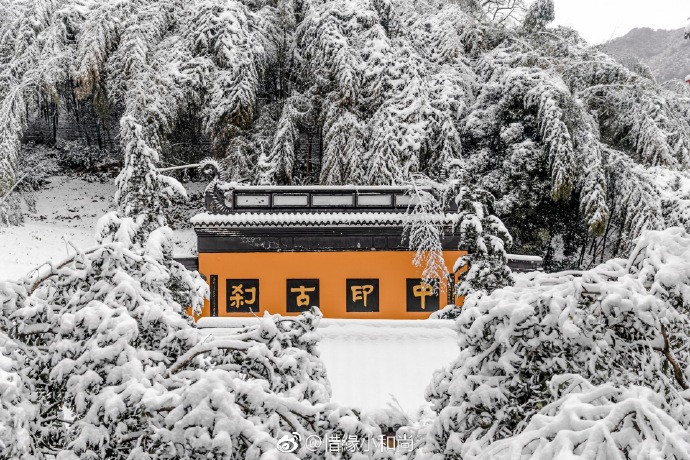 禅意摄影:杭州灵隐寺雪景