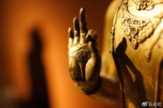 学文钞：三皈五戒，为入佛法之初门（图片来源：弘化社）