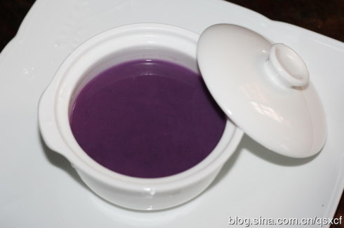 素食养生：奶香紫薯浓汤