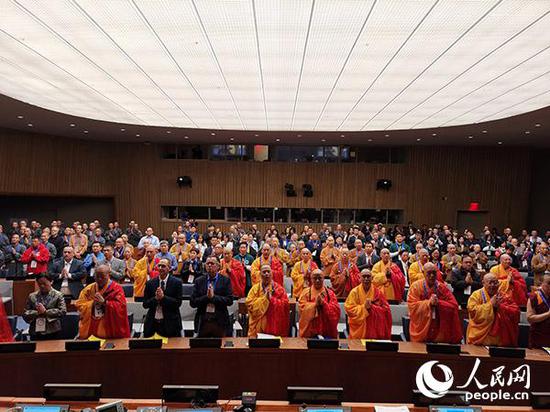 中美加佛教论坛10月12日在联合国总部召开。(图片来源:人民网)