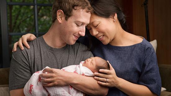Facebook创办人扎克伯格与妻子开心迎接女儿诞生，更决定“捐身家”行善布施