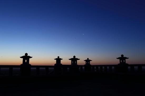 北京龙泉寺的早晨（图：龙泉论坛）