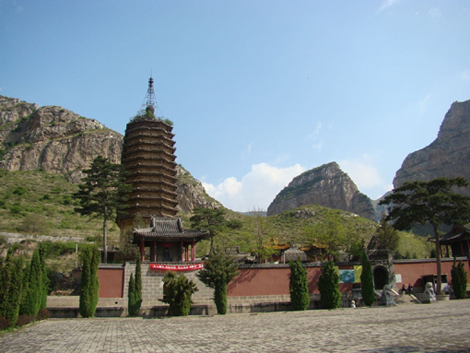 佛学文化 正文 觉山寺又名普照寺,位于灵丘县城东南10公里的红石楞