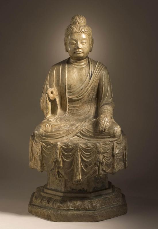 释迦如来坐像