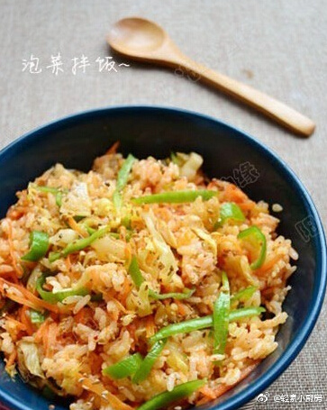 素食养生:泡菜拌饭