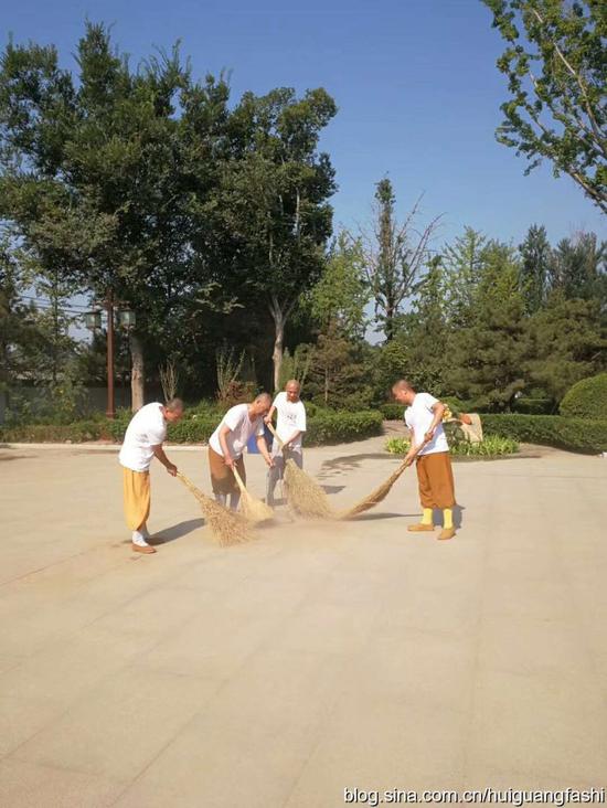 晚上睡觉时吉祥卧，有哪些功德利益？