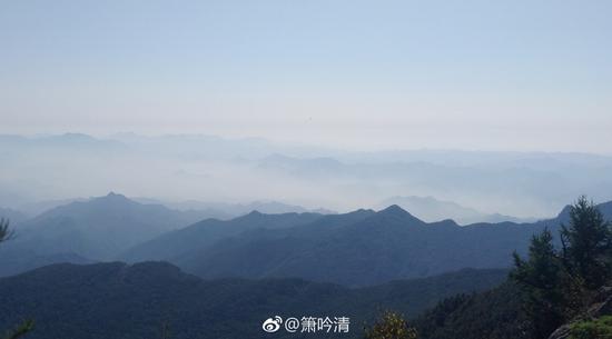 有非万象诸幻有，无非虚无断灭无。（摄影：@箫吟清）