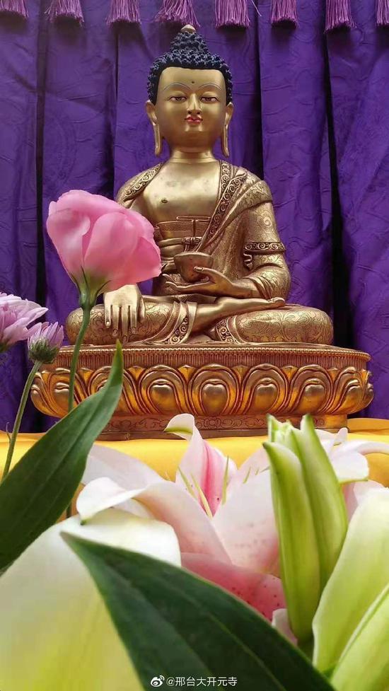 以心为门修习禅定，是佛法修行中最核心的内容。