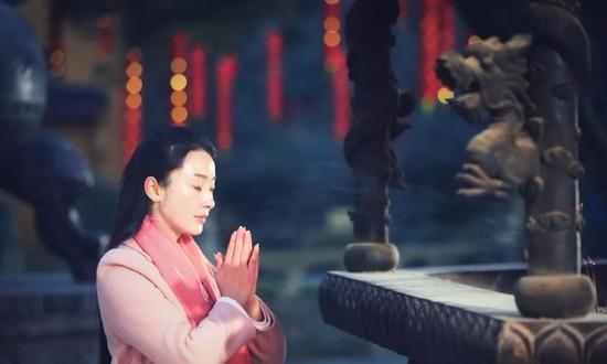 初学者读什么样的经书比较合适？（摄影：惜缘法师）