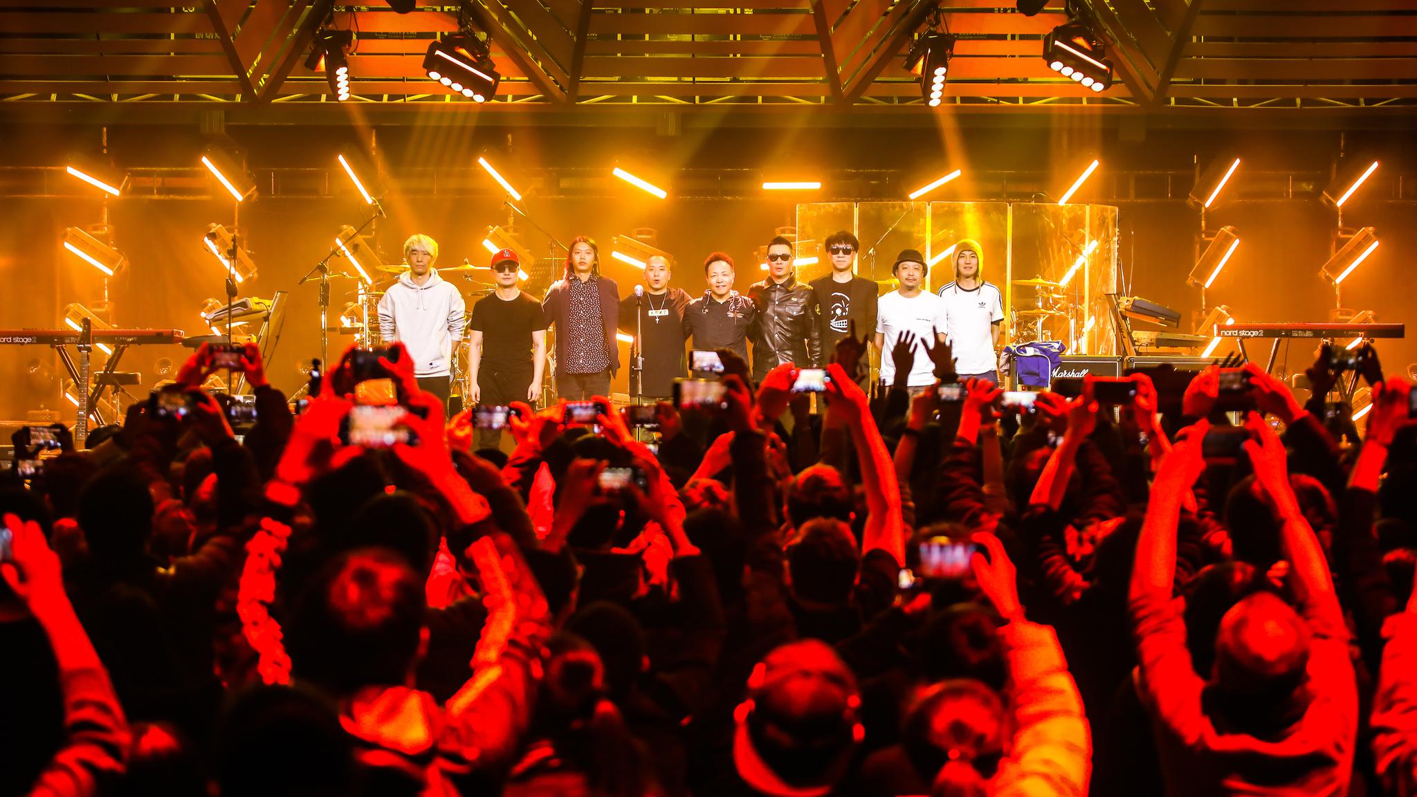 许巍“无尽光芒“巡演门票销售持续火爆,南京站即将预售开启