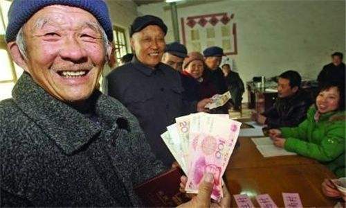 北京的取暖补贴每年有2000元?企业退休人员有