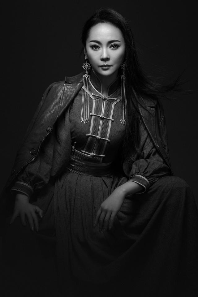 蒙古天韵哈琳新歌首发:羔羊跪乳,心怀感恩