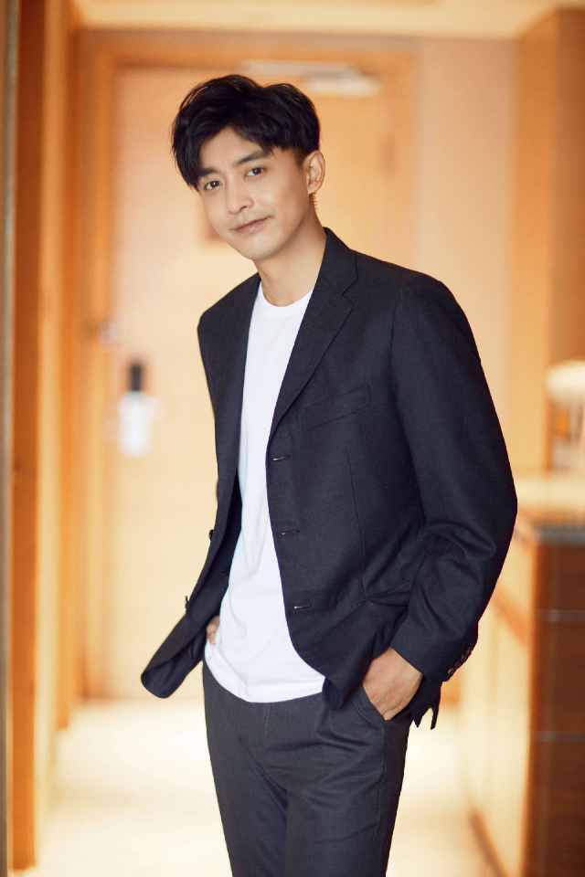 《还珠格格》6位演员现状：配角要比主角还要出名