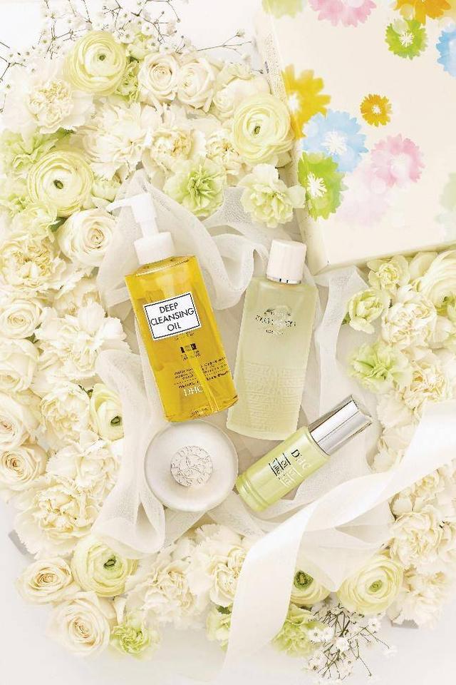 春节拜年护肤礼盒 Dhc橄榄滋养套装点亮你的闪耀新年