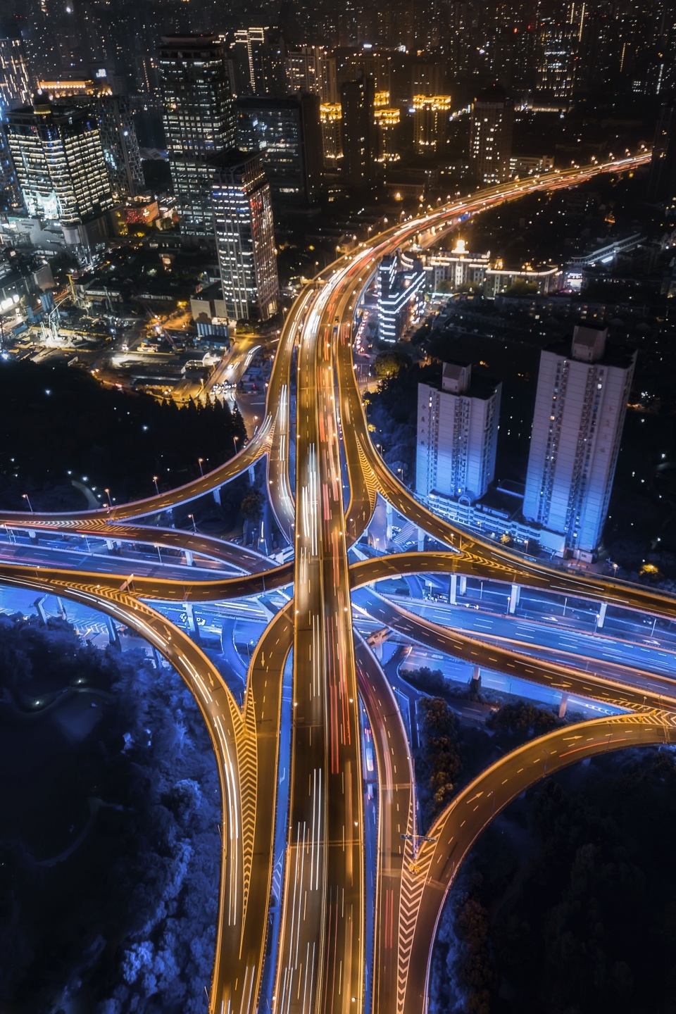 中国经济最发达的城市,风景也独具特色