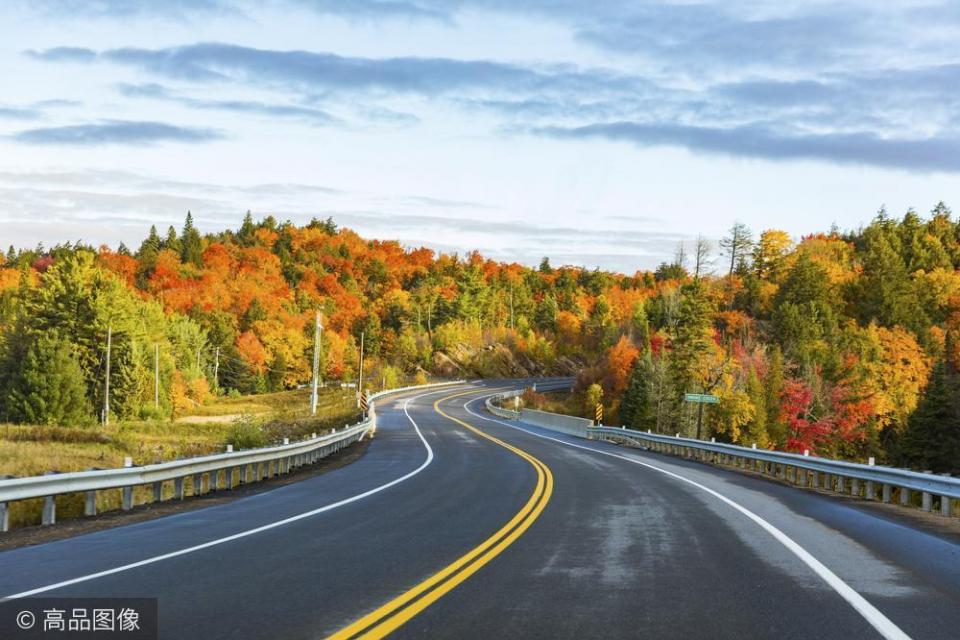加拿大一条绝美的自驾路线,沿枫叶大道一路枫