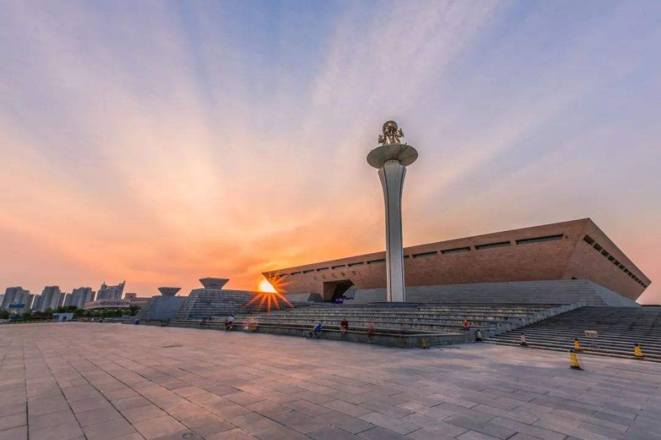 日近黄昏,中国最落寞的城市,你能猜出是哪座