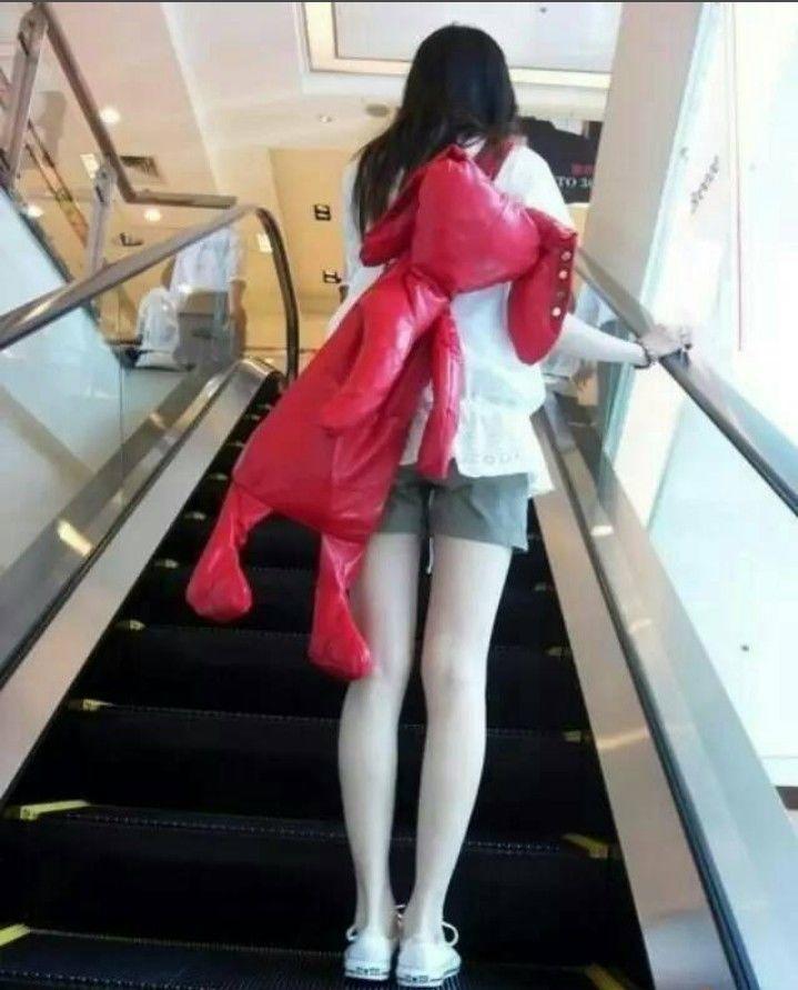 最后一张盯10秒以上