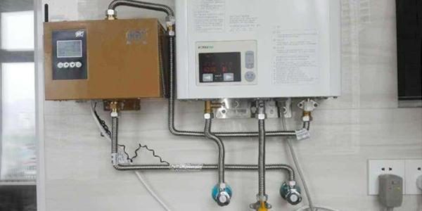 热水器出热水太慢,水电费动辄上千?偷偷在边上装一个东西就够了