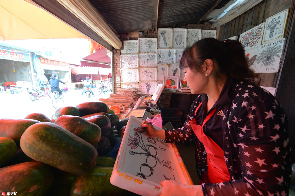 被卖菜耽误的画家!卖菜大姐手绘菜单成网红