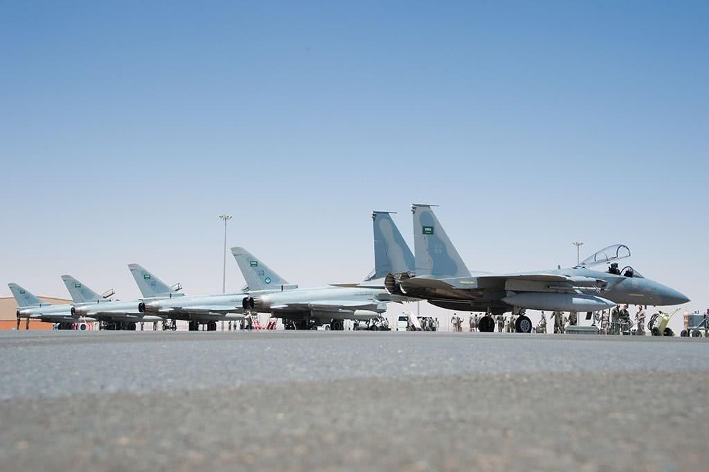 中国彩虹无人机抵达沙特边境机场,将协助新购