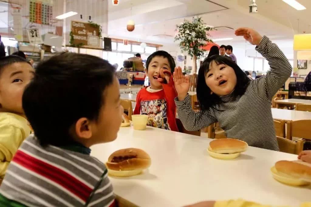 中国人和日本人的压力谁的更大?看完你就明白