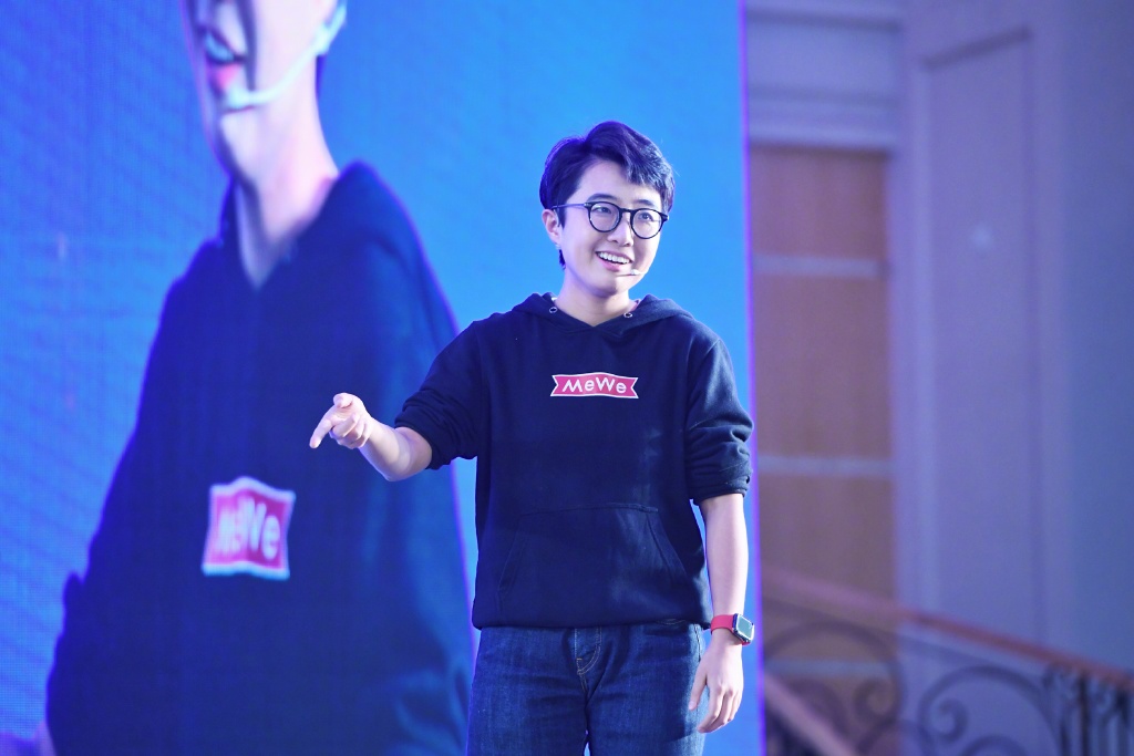 邱晨发文道歉图片