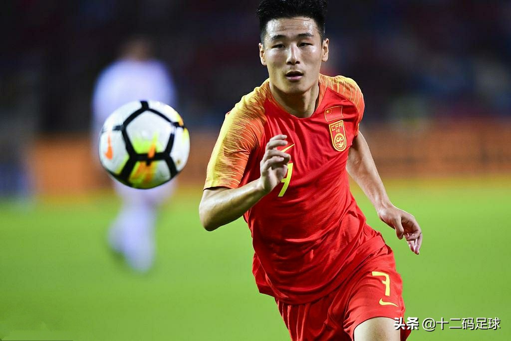 变阵!中国队VS伊朗首发阵容曝光:张琳芃停赛