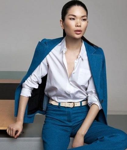 国际名模吕燕长相奇特,嫁外国帅哥生混血儿子