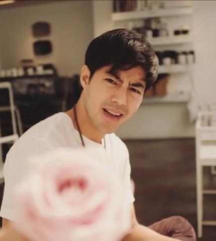 泰国女星Baifern与男友Top分手,4年感情说散就散