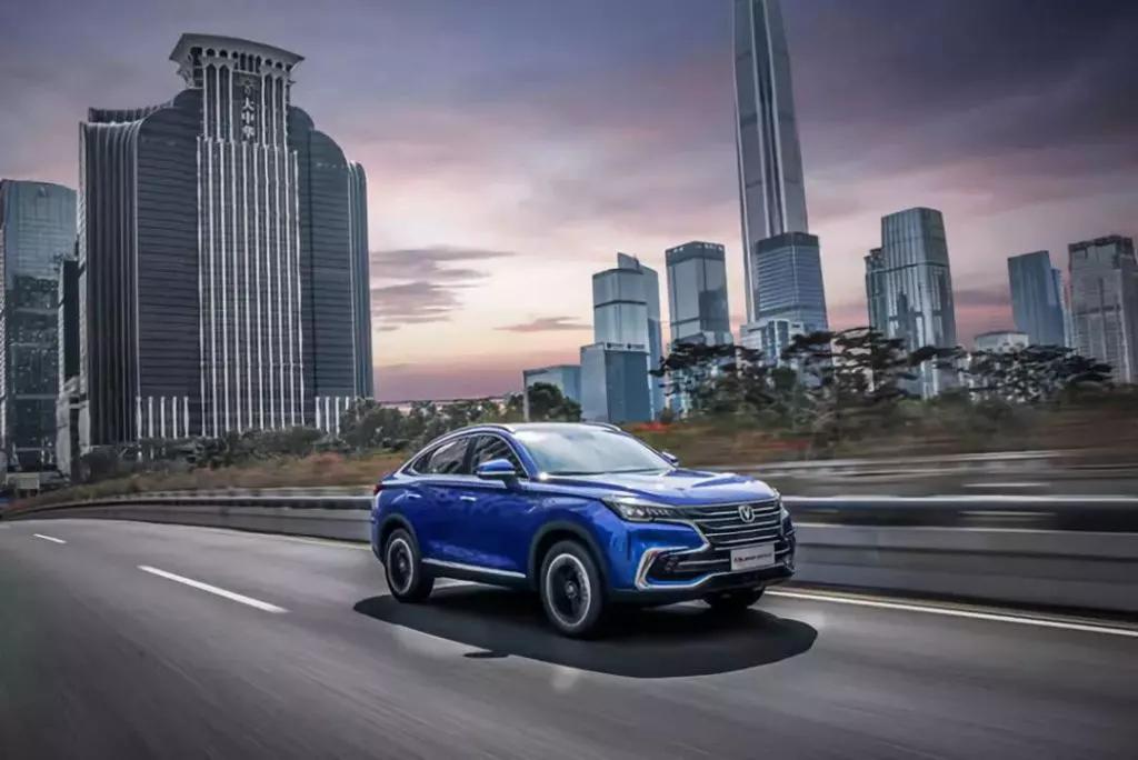 3��SUV����TOP 15���������ּ���ǿ�ƣ�������Ϊ���Ӯ��