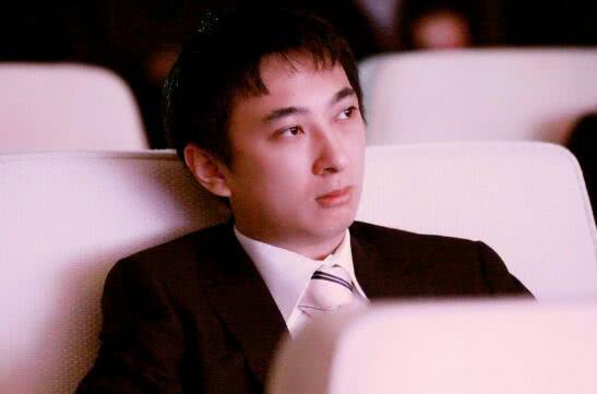 王思聪发微博怒怼优酷买热搜,优酷回应:真不是