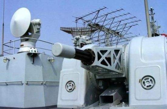 为何辽宁舰舰载机数量,比不上中途岛号航母?和