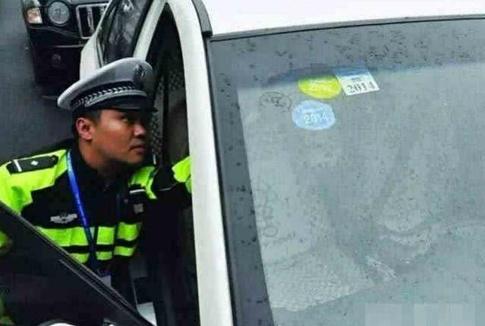 友情提醒：“交强险”已不再是950元了，没出过险的车主笑了！