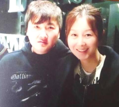 孙楠与三个孩子的合照曝光：基因太强大，大女儿就是个“小孙楠”