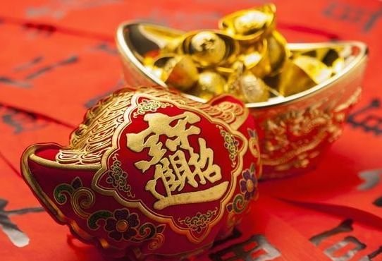 属鸡大富大贵微信图,69年属鸡人好运头像 或许,以前大家并没有过上大富大贵的日子,但是总体来说,个人发展还是