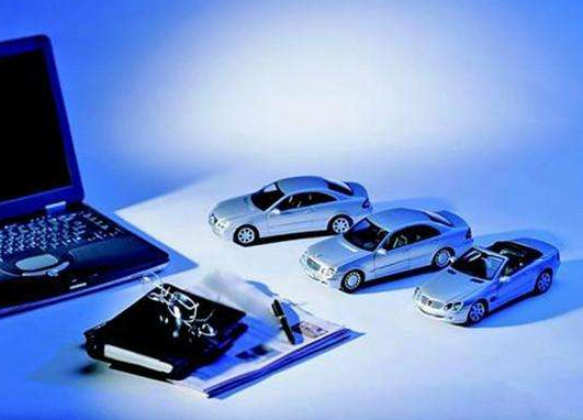 第二年交车险时，换一家保险公司，保费是不是就会降低？