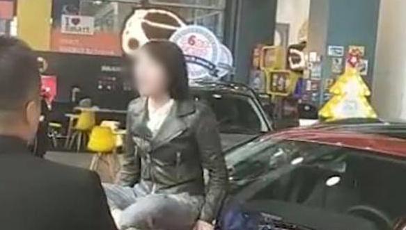 维权新进展!奔驰女车主对话高管逻辑清晰,揭更