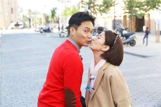 网传恩爱17年!袁咏仪、张智霖惊爆婚变,袁咏仪