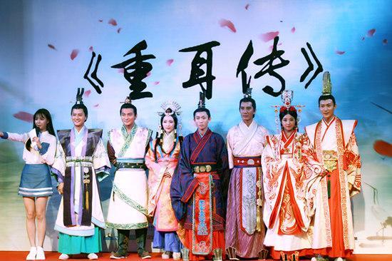 张一山古装剧饰演大反派，男主和沈梦辰被批，网友：就是整容脸