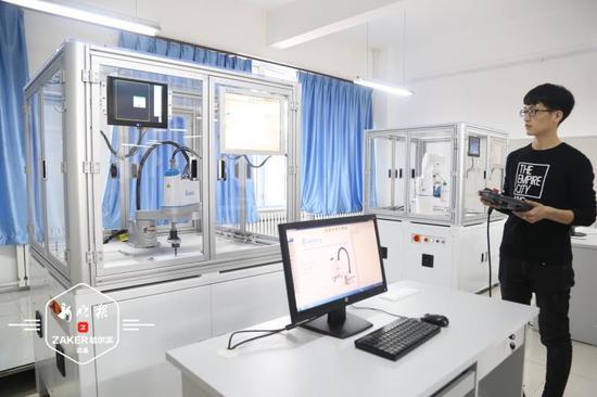 黑龙江首个智能制造工程专业落户冰城高校