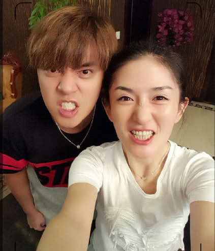 继谢娜退超话后，如今罗志祥又关评论，现在明星到底怎么了？