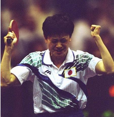 嫁入日本高喊 呦西 的何智丽 被丈夫抛弃后