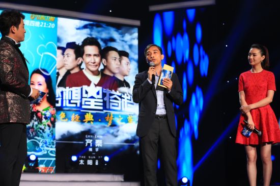 新浪网副总编辑周晓鹏先生 新浪网副总编辑周晓鹏先生