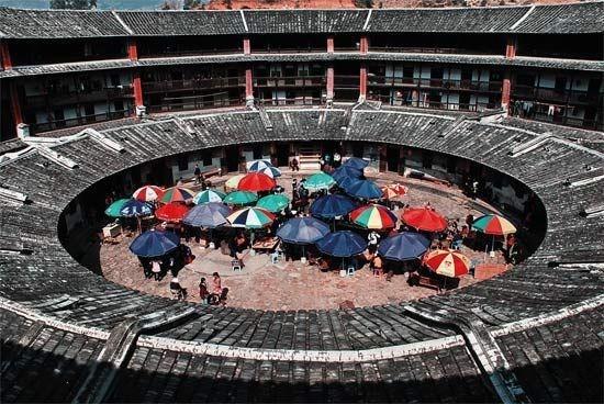 漳州-云水谣古镇 福建另一个土楼遗产，国家5A级风景旅游区？