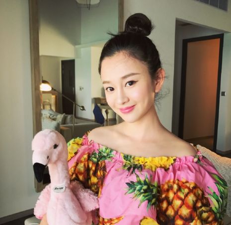 难怪吴秀波会看上陈昱霖,看她3年前5张旧照,图