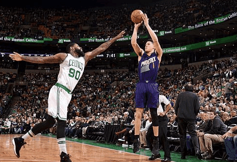 NBA伤病报告: 独行侠锋线巴恩斯训练受伤, 无