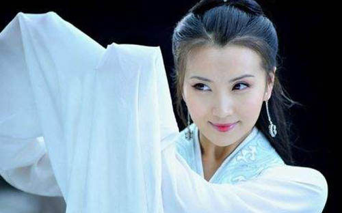 貂蝉扮演者,陈好垫底,古力娜扎第二,最美的是她