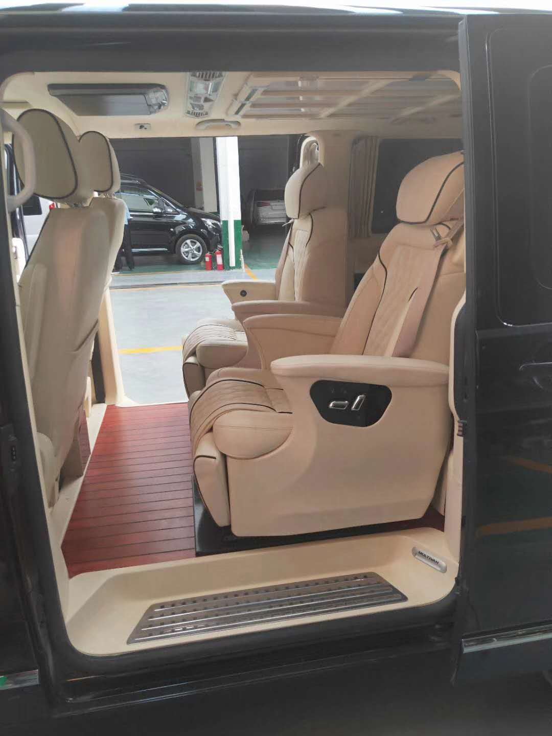 进口大众迈特威,旅行商务的大空间豪华MPV